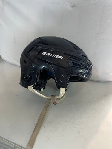 Large Bauer Re-Akt 150 Helmet (Used)