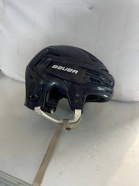 Large Bauer Re-Akt 150 Helmet (Used)