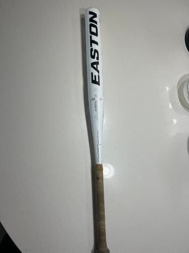2023 Easton Ghost Unlimited Composite Bat (-10) 23 oz 33" (Used)