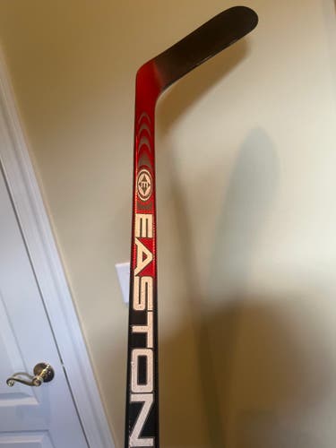 EASTON STEALTH GRIP HOCKEY STICK RH 100
