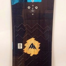 Used $600 Burton Radius Snowboard Cosmic 140cm