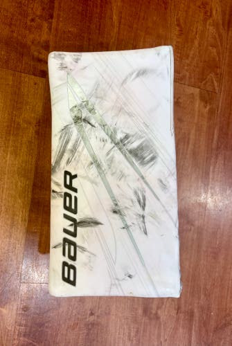 2024 Bauer Vapor Hyperlite 2 Regular Blocker (Used) Free Shipping