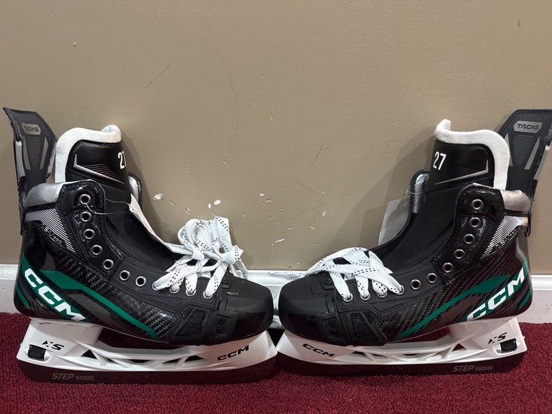 CCM AS-V Pro Hockey Skates Regular Width Pro Stock 9 (New) Item#NDV9