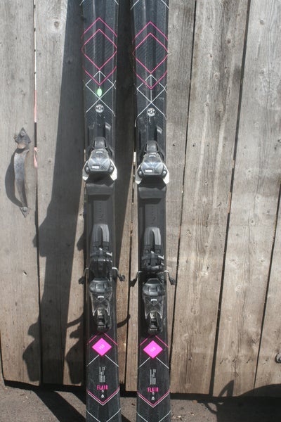 VOLKL Flair 159 cm Women Skis With Marker Adjustable Bindings
