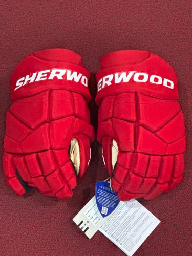 Detroit Redwings Sher-Wood Gloves 14" Pro Stock (New) Item#RW14