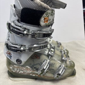 Mondo Size 23 US Womens Size 6 NORDICA HOT ROD FSE SKI BOOTS excellent Cond.  c