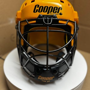 VINTAGE YELLOW GOLD LARGE COOPER SK2000 L GOALIE HOCKEY HELMET RARE YELLOW!!