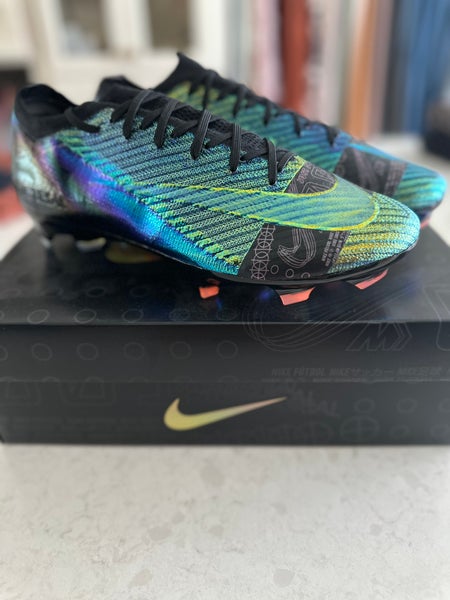 Black Men's Size M 10.5 (W 11.5) Nike Mercurial Vapor Elite Cleats (New)