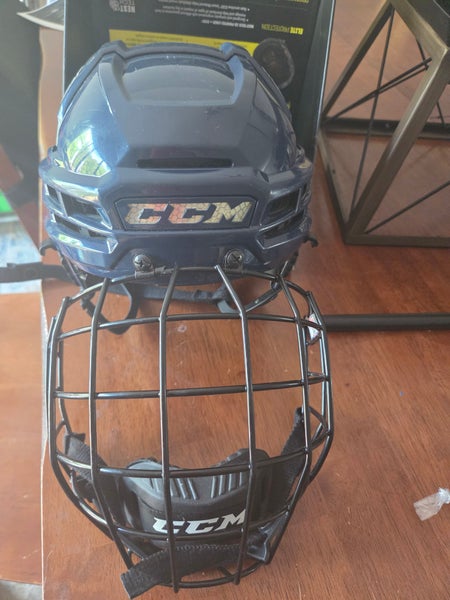 Medium CCM Super Tacks X Helmet (Used)