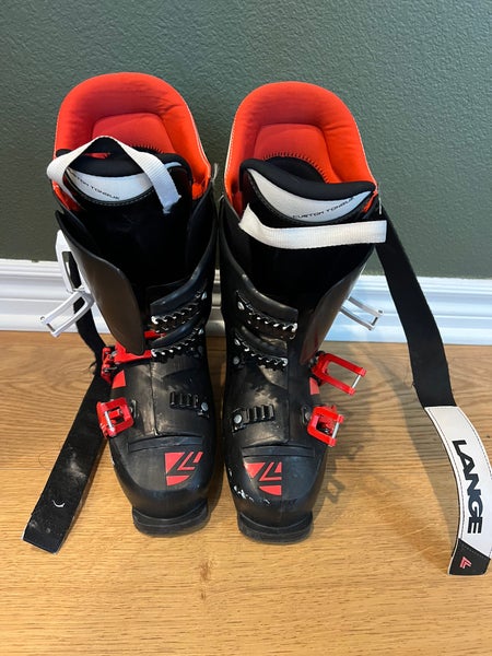 Mondo 26 & 26.5 Men's Lange RX 100 Ski Boots (Used)