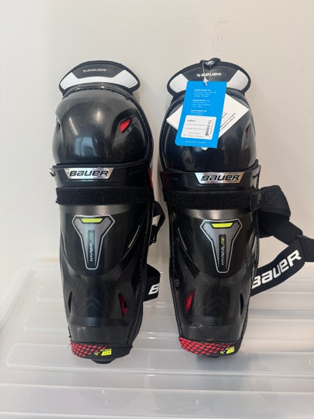 Junior Bauer Vapor Hyperlite 13" Shin Pads (New)