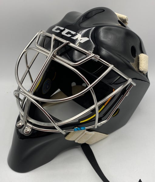 NEW CCM Axis Goal Mask w/Cateye Cage, Black, Medium