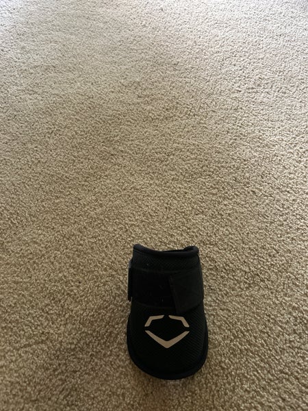 Black Senior EvoShield Elbow Guard Elbow Protection (Used)