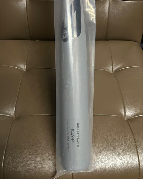 B45 Bat (-3) 30 oz 33" (New) Model ELLY44 Premium Signature Yellow Birch