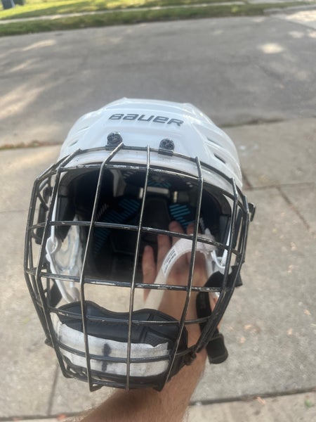 Medium Bauer Helmet (Used)