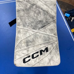 CCM Axis 2.9 Regular (Used)