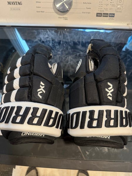 Penguins Marino Warrior AX1 Pro Gloves 14" Pro Stock (Used)