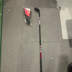 Men's TaylorMade Stealth Rescue Right Handed Hybrid Regular Flex 4H (New)