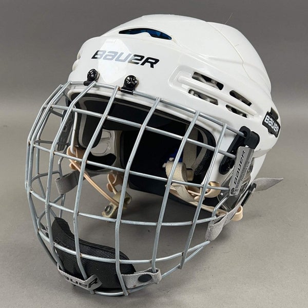 Bauer BHH5100L Large 7 1/4" to 7 7/8" Senior Hockey Helmet