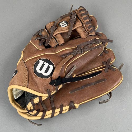 Wilson A450 11.5" Right Hand Thrower Baseball Glove