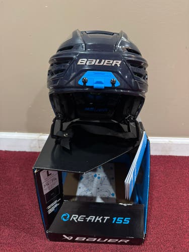 Large Bauer Re-Akt 155 Helmet (New) Item#BSL55