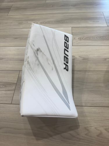 Bauer Vapor Hyperlite 2 Regular (Used)