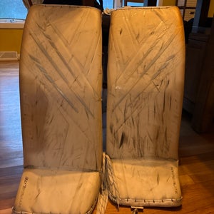 32" 2021 Bauer Hyperlite Goalie Leg Pads Pro Stock (Used)