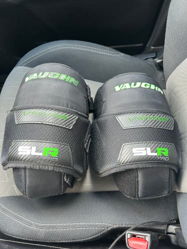Vaughn SLR PRO KNEE PADS (Used)