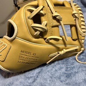 2024 Marucci Cypress Series RH Infield Baseball Glove 11.5" (Used)