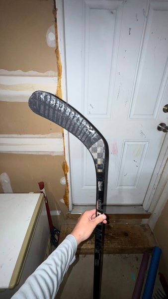 Senior Bauer Vapor Hyperlite 2 Left Hand Hockey Stick P92 (Used)