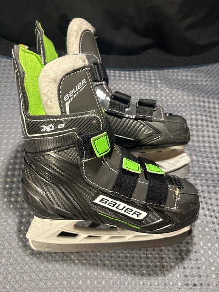 Bauer XLS Hockey Skates Regular Width 10 (Used)