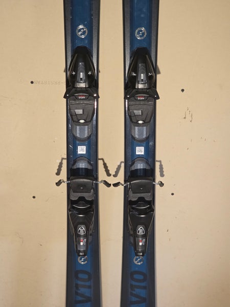 HEAD All Mountain 170 cm V-Shape V10 Skis With Protector 13 Bindings (Used)