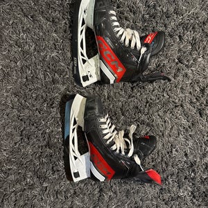 2023 CCM JetSpeed FT6 Pro Hockey Skates Regular Width Size 6 (Used)