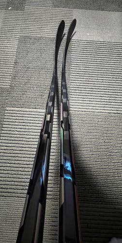 (2pack)Senior CCM Jetspeed FT7 Pro Left Hand Hockey Stick P28 Pro Stock (New)