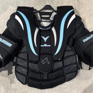 Vaughn Velocity Goalie Chest Protector (Used)