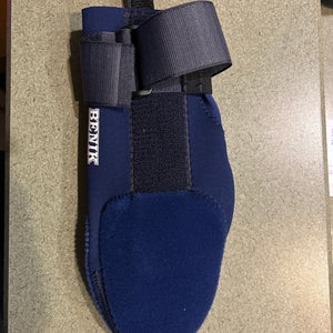 BENIK (XL)SLIDING MITT (New)  baseball and softball sliding mitt Right Hand