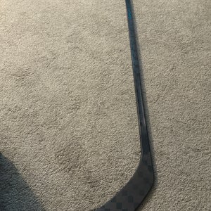 Senior CCM Vizion 65 flex Right Handed Hockey Stick P29+1/4 (New)