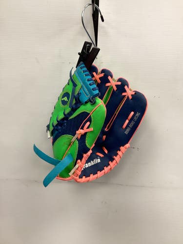 Used Franklin MESH TEK BB/SB Glove RH Throw Navy Blue 9 1/2" 11851-S000038407