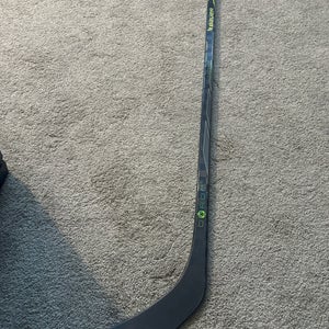 New Junior Bauer Right Hand P92 50 Flex Proto-R Hockey Stick