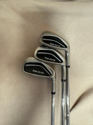 Top Flite Right Handed Iron Set Regular Flex Steel Shaft (Used)