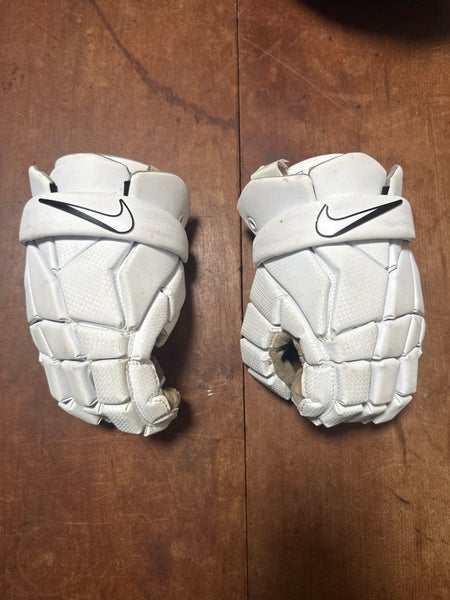 Nike Vapor Select Lacrosse Gloves Medium (Used)