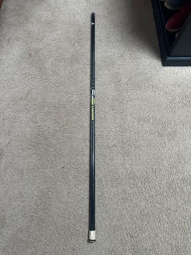 Used Black Brine F15 Defense Lacrosse Shaft