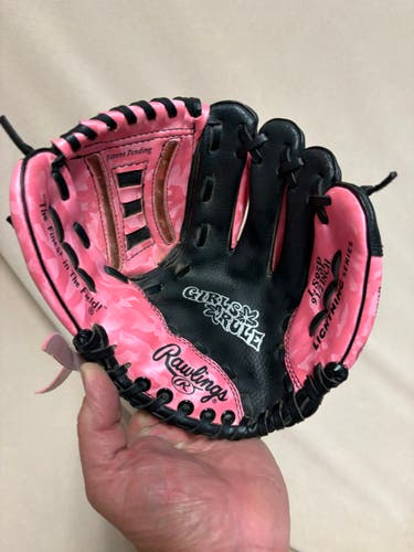 RH Rawlings Girl Power Baseball Glove 9.5" (Used)