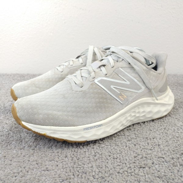 New Balance Arishi V4 Womens Size 6.5 Running Shoes Gray Sneakers Low WARISEG4