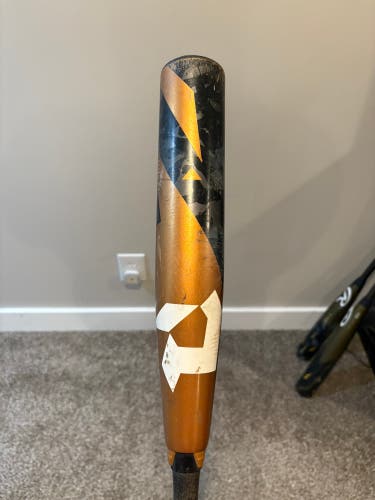 2022 DeMarini Zoa Composite USSSA Certified Bat (-5) 25 oz 30" (Used)