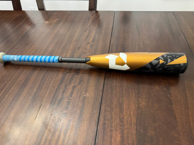 DeMarini Zoa Composite Bat (-11) 16 oz 27" (Used)