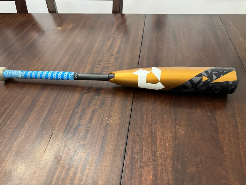 DeMarini Zoa Composite Bat (-11) 16 oz 27" (Used)