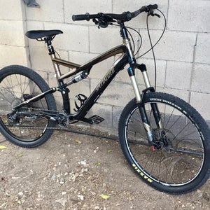 2022 Specialized Stumpjumper Mountain Bike M (Used)