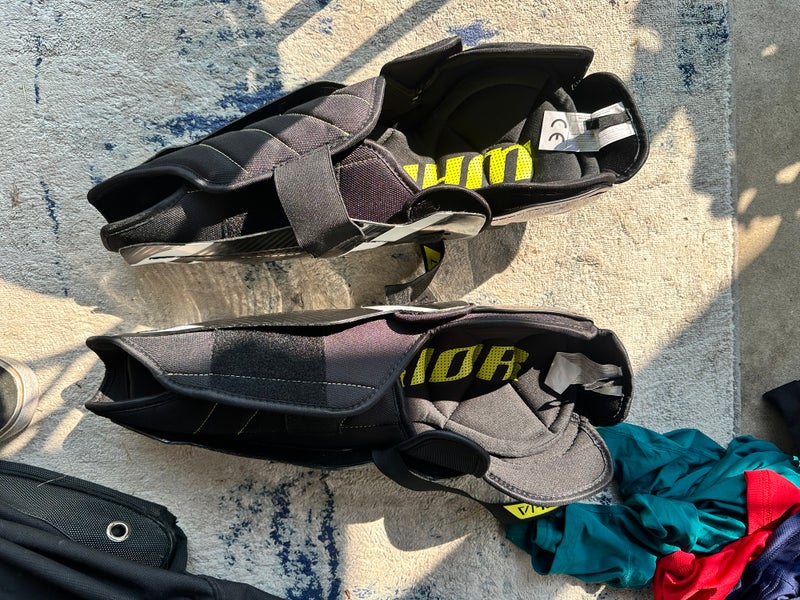 Senior Warrior Alpha DX3 16" Shin Pads (New)