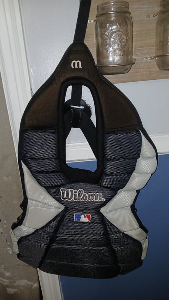 Black Intermediate Wilson Catcher's Chest Protector (Used)
